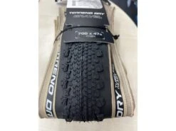 Vittoria Terreno Dry 47-622 Gravelreifen Schwarz/beige